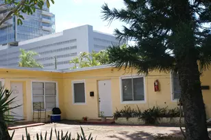 224 SE 9th Ct, Hallandale Beach, FL 33009 - Photo 6
