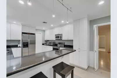 2301 Avalon Avenue, Vero Beach, FL 32960 - Photo 32