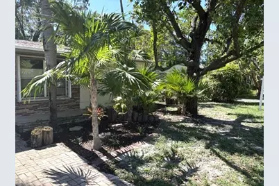 507 SW 2nd Avenue, Dania Beach, FL 33004 - Photo 4