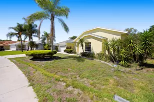 105 Monterey Way, Royal Palm Beach, FL 33411 - Photo 2