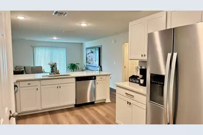 901 SW Fisherman Avenue, Port Saint Lucie, FL 34953 - Photo 6