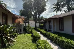1215 Hyacinth Pl, Wellington, FL 33414 - Photo 1