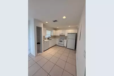 1215 Hyacinth Place #1215, Wellington, FL 33414 - Photo 2