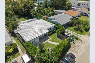 1236 NE 13th Avenue, Fort Lauderdale, FL 33304 - Photo 1