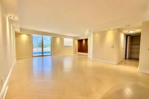 5700 NW 2nd Ave, Boca Raton, FL 33487 - Photo 6