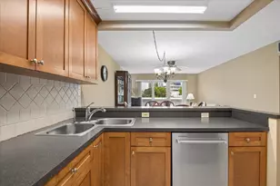 550 Bayshore Dr, Fort Lauderdale, FL 33304 - Photo 4