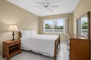 550 Bayshore Dr, Fort Lauderdale, FL 33304 - Photo 10