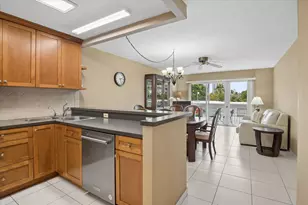 550 Bayshore Dr, Fort Lauderdale, FL 33304 - Photo 2