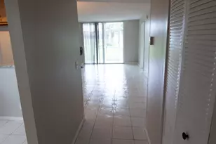 9621 Sunrise Lakes Blvd, Sunrise, FL 33322 - Photo 4