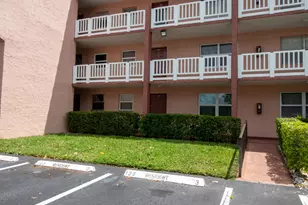 9621 Sunrise Lakes Blvd, Sunrise, FL 33322 - Photo 2