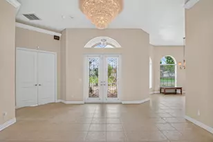 9523 Shadow Ln, Fort Pierce, FL 34951 - Photo 4