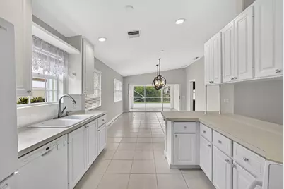 8093 Montserrat Place, Wellington, FL 33414 - Photo 12