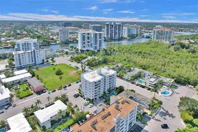 720 Orton Avenue #404, Fort Lauderdale, FL 33304 - Photo 46