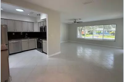 1575 NE 47th Street, Oakland Park, FL 33334 - Photo 4