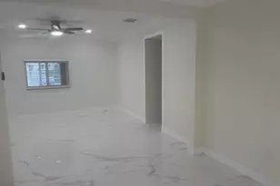 6410 NW Miami Ct, Miami, FL 33150 - Photo 28