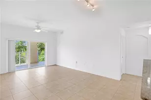 1931 NE 2nd St, Deerfield Beach, FL 33441 - Photo 14
