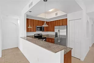1931 NE 2nd St, Deerfield Beach, FL 33441 - Photo 6