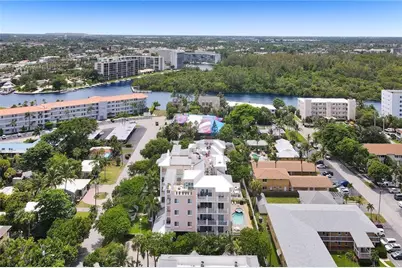 1931 NE 2nd Street #303, Deerfield Beach, FL 33441 - Photo 4