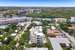 1931 NE 2nd St, Deerfield Beach, FL 33441 - Photo 4