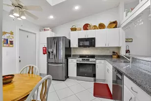 5893 Sunswept Ln, Boynton Beach, FL 33437 - Photo 4