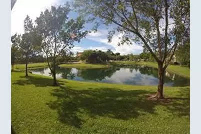 4785 SW 62nd Avenue #102, Davie, FL 33314 - Photo 2