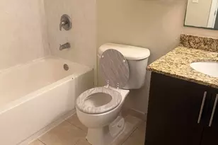 4785 SW 62nd Ave, Davie, FL 33314 - Photo 18