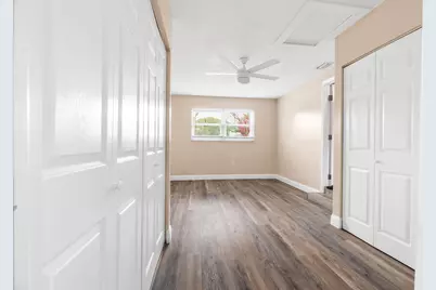 3201 Alice Drive, Palm Springs, FL 33461 - Photo 32