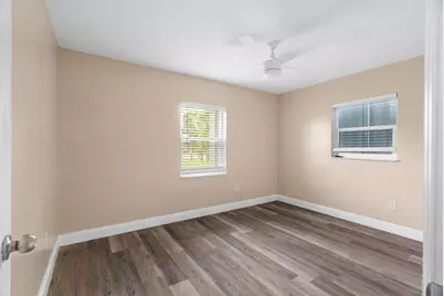 3201 Alice, Palm Springs, FL 33461 - Photo 20