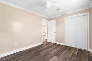 3201 Alice Dr, Palm Springs, FL 33461 - Photo 28