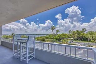 5550 N Ocean Dr, Riviera Beach, FL 33404 - Photo 2