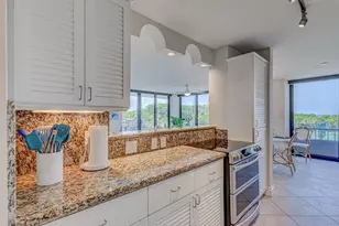 5550 N Ocean Dr, Riviera Beach, FL 33404 - Photo 2