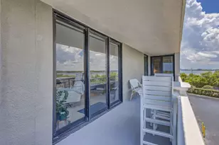 5550 N Ocean Dr, Riviera Beach, FL 33404 - Photo 8