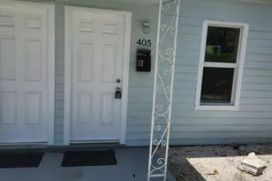 405 B 2nd Ave S, Lake Worth, FL 33460 - Photo 2