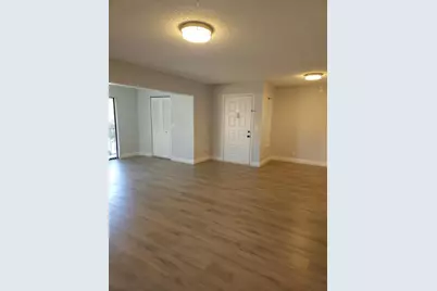 502 Shady Pine Way #D2, Greenacres, FL 33415 - Photo 2