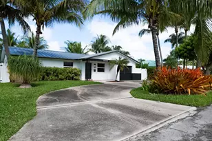 1502 NW 4th Ave, Boca Raton, FL 33432 - Photo 2