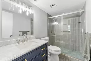 118 Lake Constance Dr, West Palm Beach, FL 33411 - Photo 14