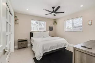 300 SE 8th Ct, Pompano Beach, FL 33060 - Photo 18