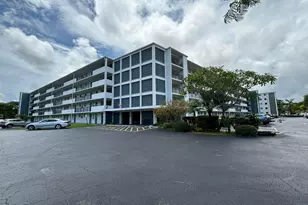950 Hillcrest Dr, Hollywood, FL 33021 - Photo 1