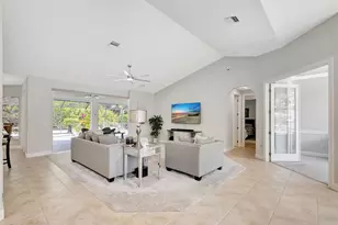 8055 Kiawah Trce, Port Saint Lucie, FL 34986 - Photo 18