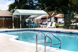 4978 Alder Dr, West Palm Beach, FL 33417 - Photo 4