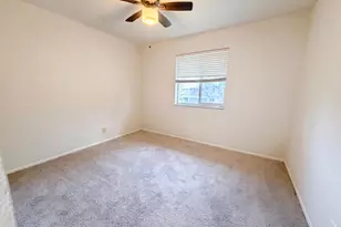2737 S Oakland Forest Dr, Oakland Park, FL 33309 - Photo 4