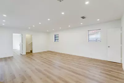 3900 N 45th Avenue, Hollywood, FL 33021 - Photo 8
