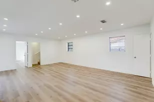 3900 N 45th Ave, Hollywood, FL 33021 - Photo 8