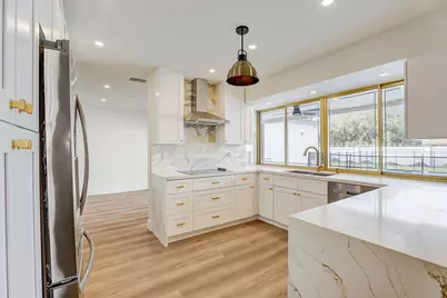 3900 N 45th Avenue, Hollywood, FL 33021 - Photo 2