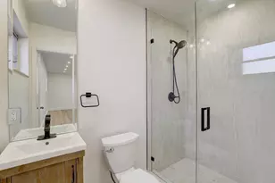 3900 N 45th Ave, Hollywood, FL 33021 - Photo 12