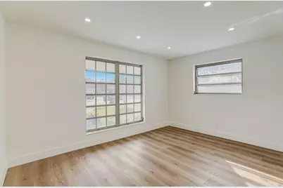 3900 N 45th Avenue, Hollywood, FL 33021 - Photo 14