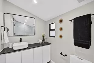 308 Greymon Dr, West Palm Beach, FL 33405 - Photo 24