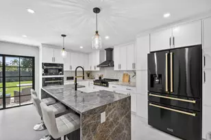 308 Greymon Dr, West Palm Beach, FL 33405 - Photo 16