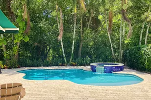221 Marlberry Cir, Jupiter, FL 33458 - Photo 6