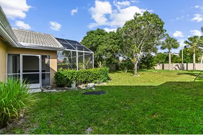 18377 Fresh Lake Way, Boca Raton, FL 33498 - Photo 32